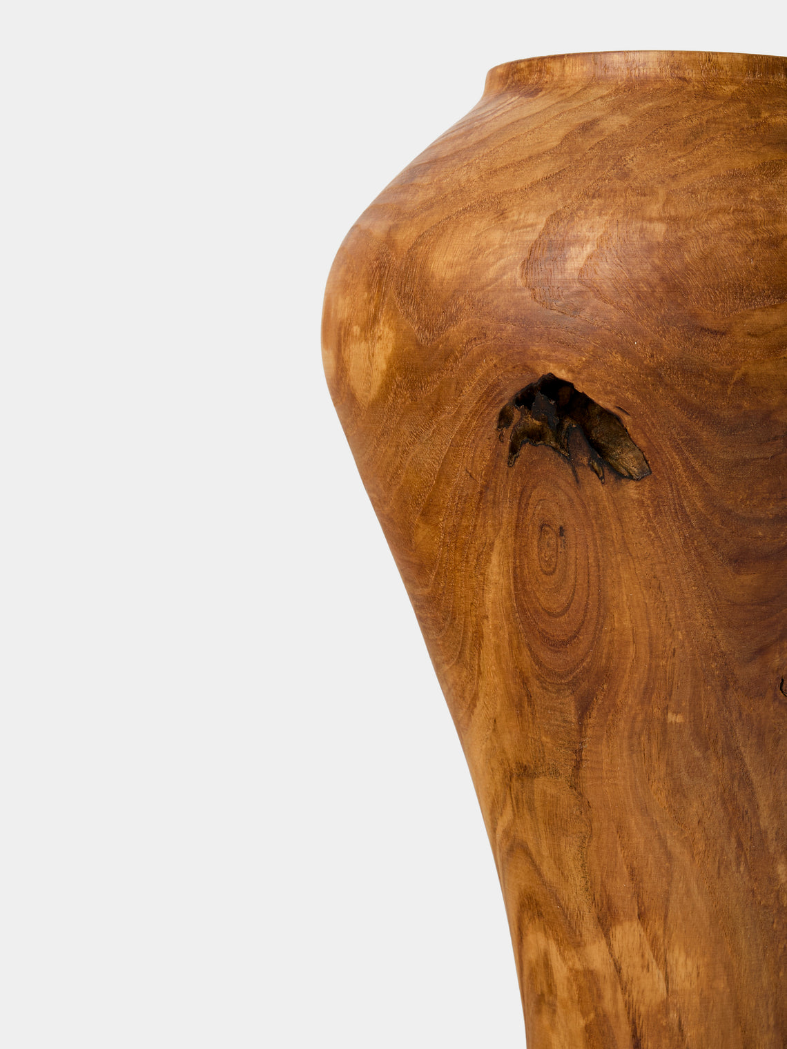 Iida Woodturning - Hand-Turned Chestnut Oil-Finish Vase (12in/30cm) - Brown - ABASK