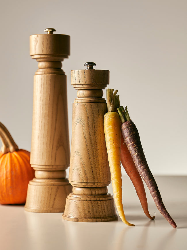 Yamani Woodworks - Hand-Turned Wood Salt Mill (7in/17.5cm) - Brown - ABASK