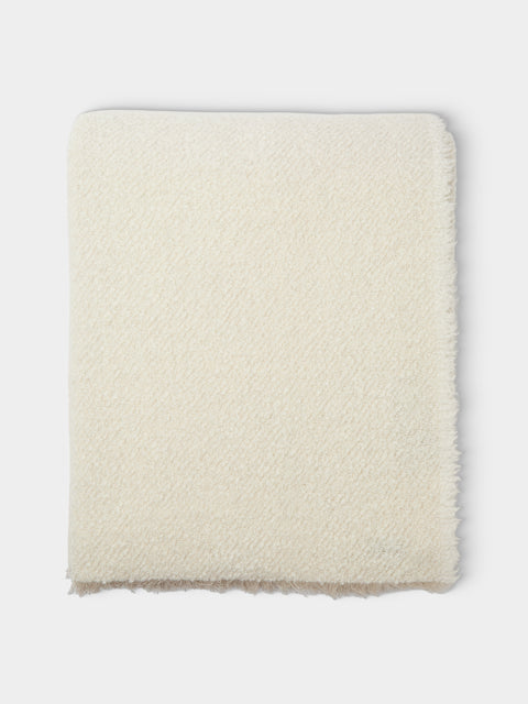 Alonpi - Region Cashmere Throw (82.5in/2.1m) - White - ABASK - 