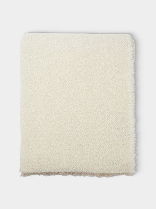 Alonpi - Region Cashmere Throw (82.5in/2.1m) - White - ABASK - 