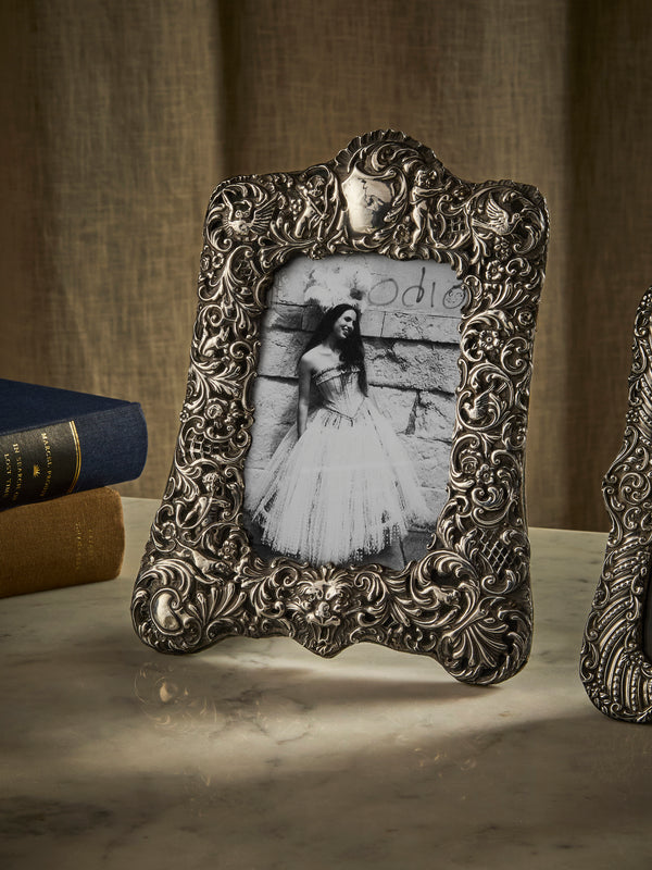 Antique and Vintage - 1899 British Chester Sterling Silver Photo Frame (4x6") - Silver - ABASK