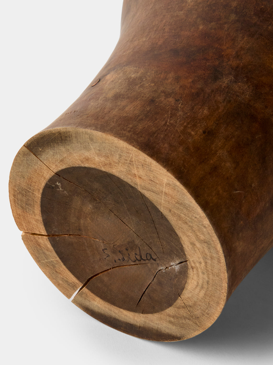 Iida Woodturning - Hand-Turned Earth-Finish Cherry Wood Vase (14.5in/37.5cm) - Brown - ABASK