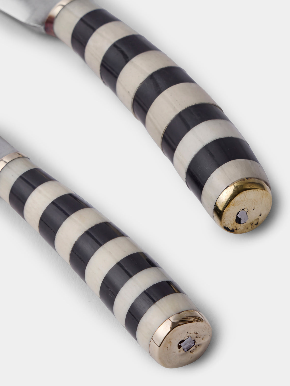 Poglia - | Set of 2 | Horn and Bone Butter Spreaders - Black - ABASK