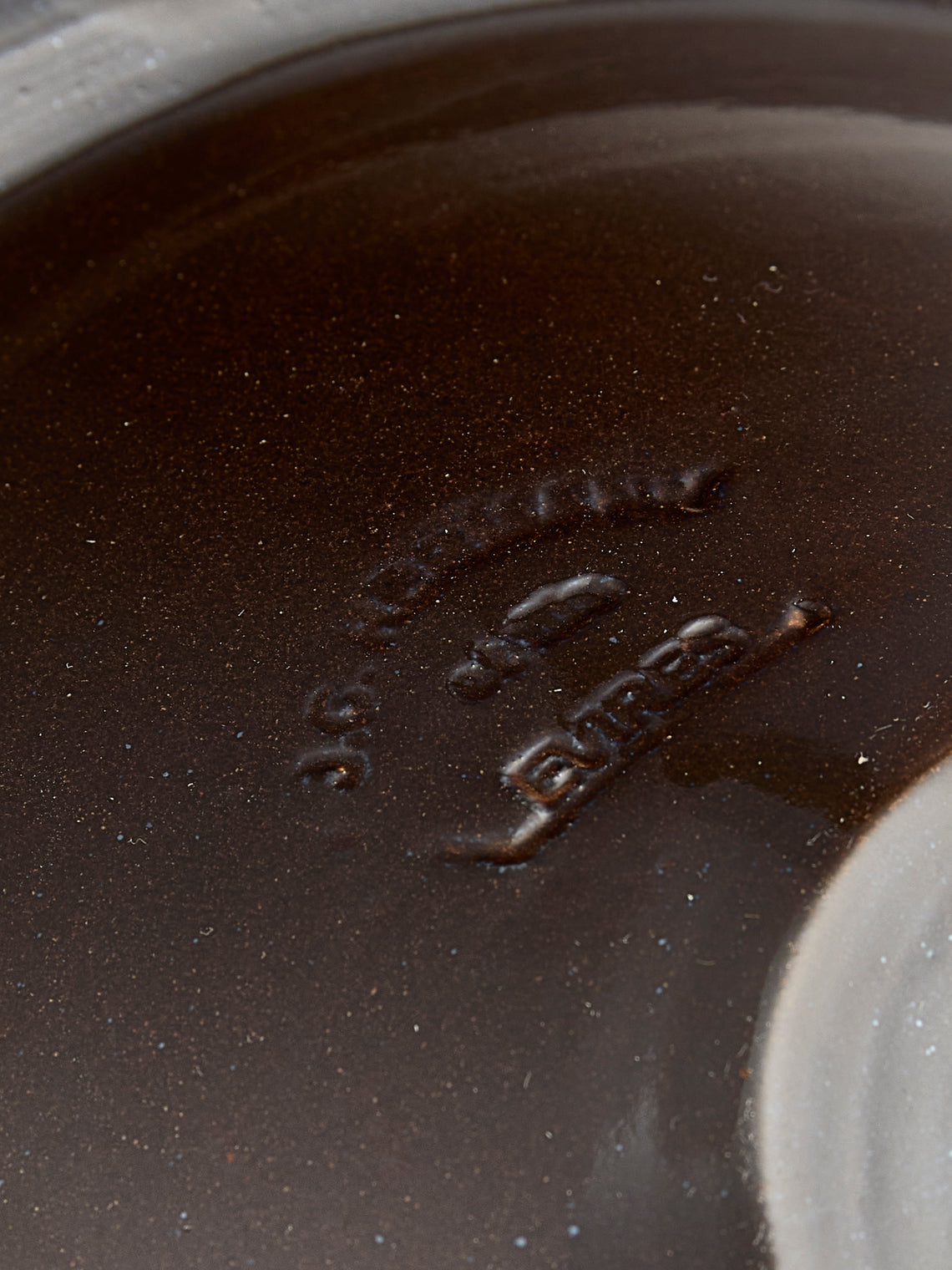 Poterie d’Évires - Birds Hand-Painted Ceramic Small Serving Bowl - Dark brown - ABASK