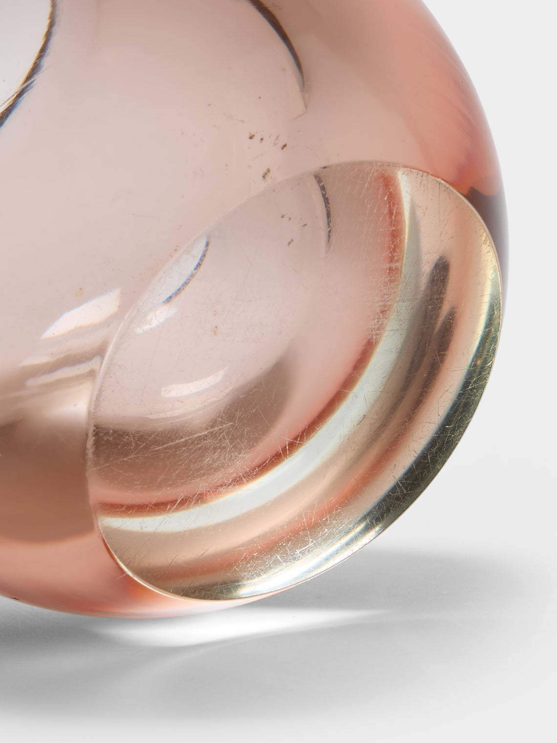 Antique and Vintage - 1950s Flavio Poli for Seguso Vetri d’Arte Murano Glass Ball Vase (6.5in/16cm) - Pink - ABASK
