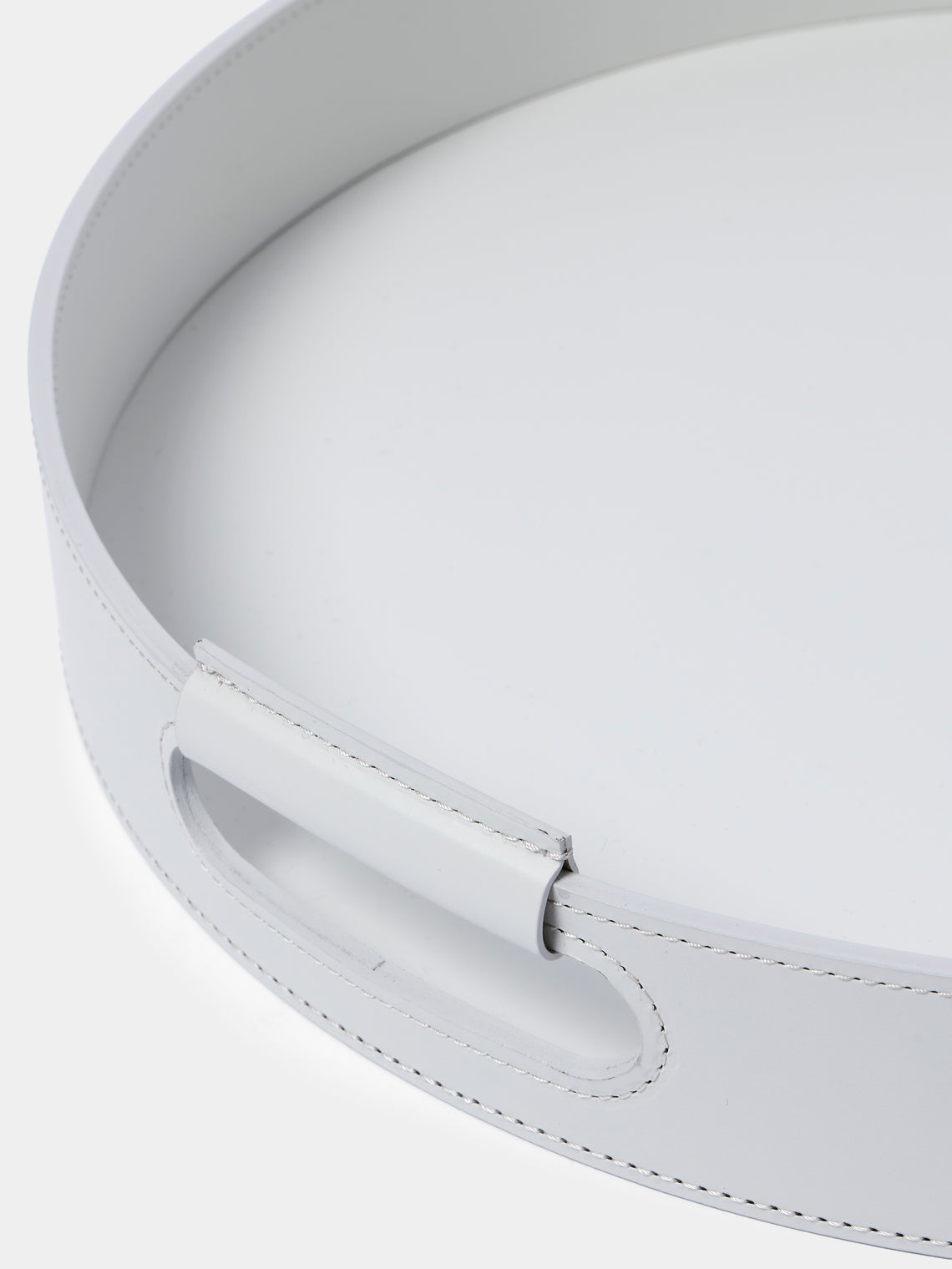 RUDI - Ginepro Leather Round Tray (16.5in/42.5cm) - White - ABASK