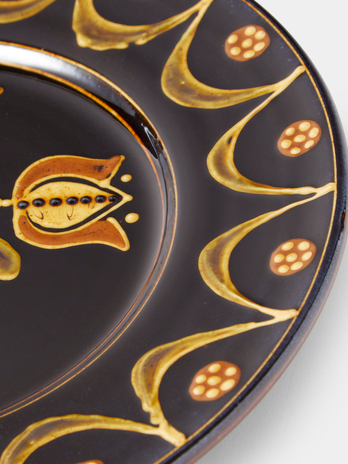 Fitch & McAndrew - Tulips Slipware Serving Plate (13in/33cm) - Black - ABASK