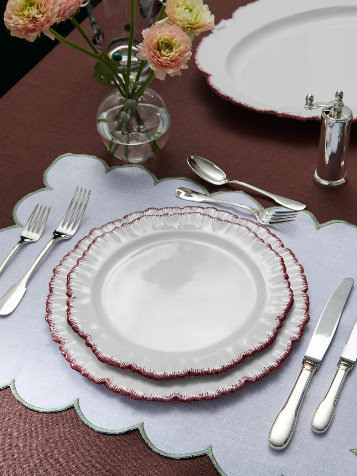 Combed Edge Hand-Painted Ceramic Dinner Plates – 10in/26cm (Set of 4)