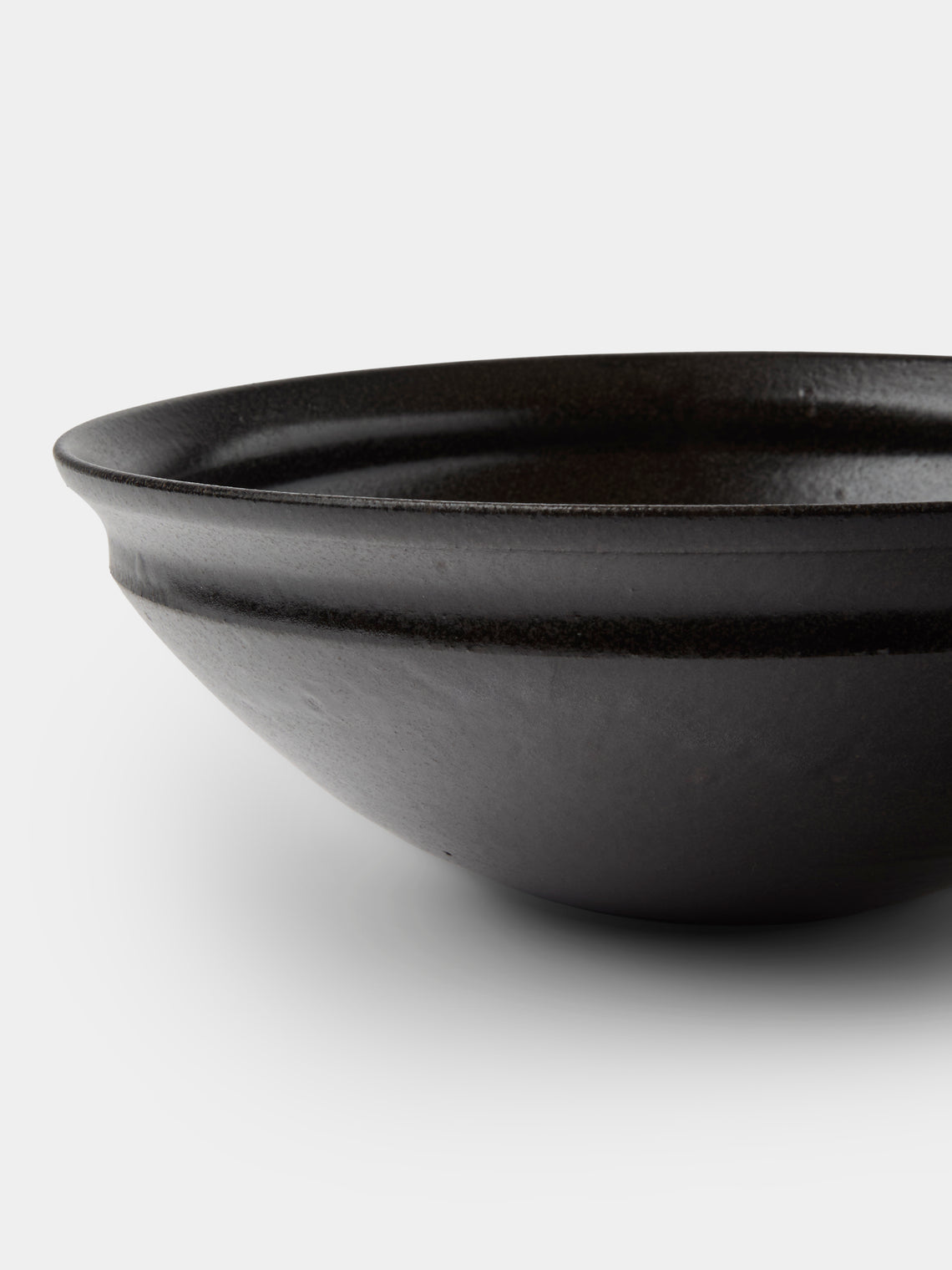 Fuminari Araga - Kohiki Slipware Shallow Bowls – 8in/21cm (Set of 4) - Black - ABASK