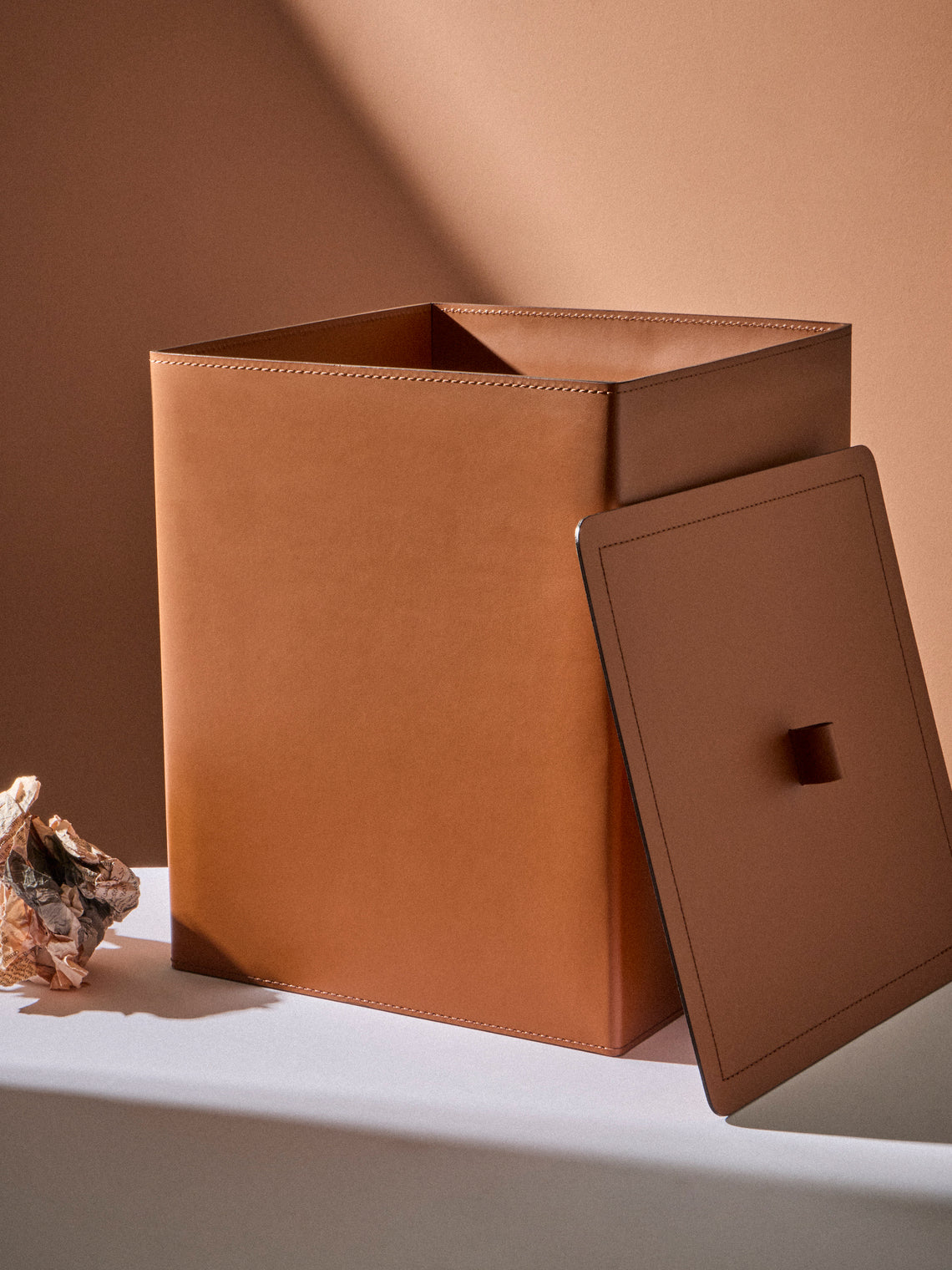 RUDI - Bino Leather Square Lidded Wastepaper Bin - Tan - ABASK