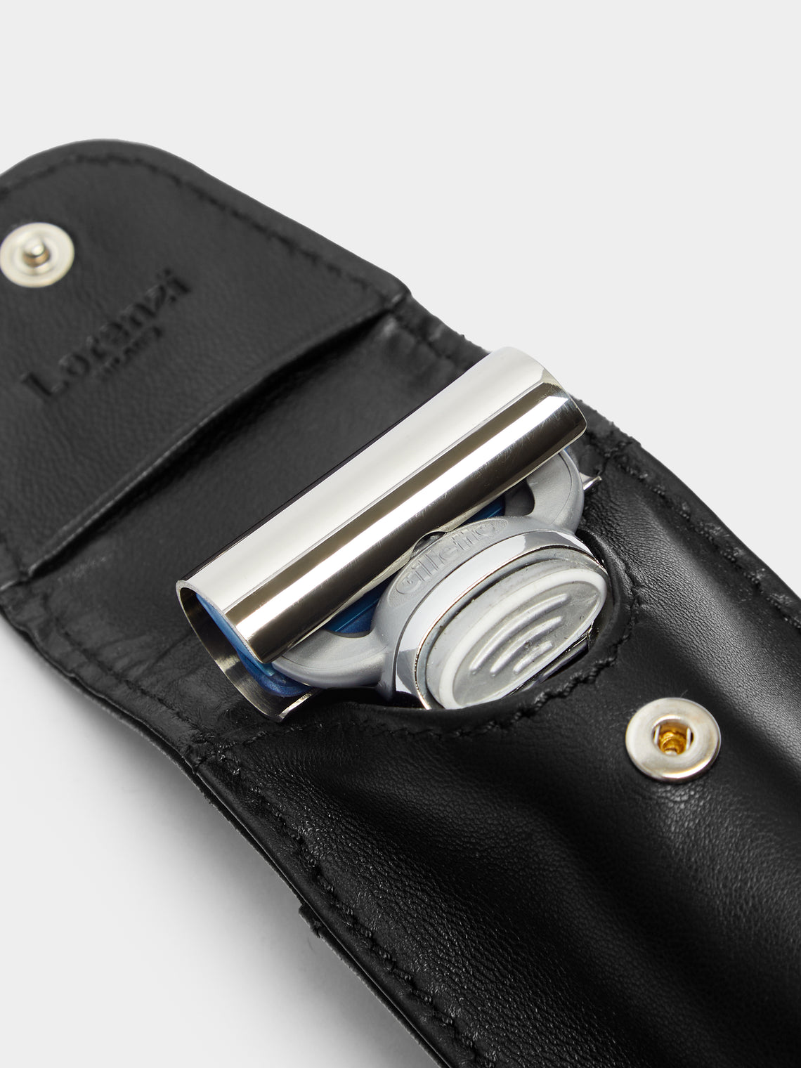 Packmother Razor White Mother of Pearl Razor by Lorenzi Milano | ABASK US