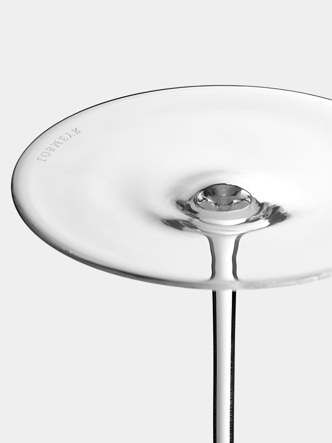 Lobmeyr - Ballerina Hand-Blown Crystal White Wine Glass II - Clear - ABASK