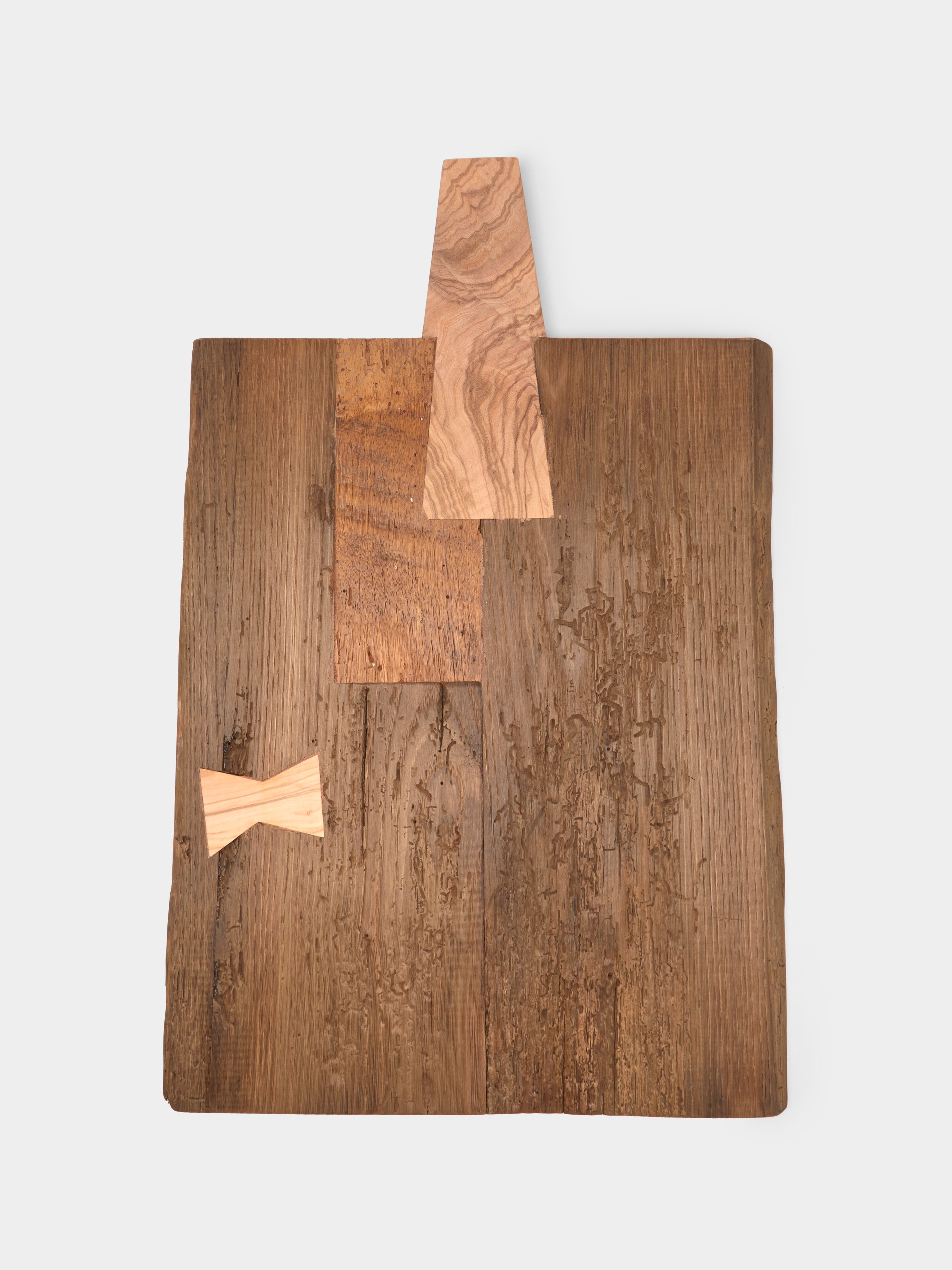 Hand-Carved Oak Serving Board (23.5in/60cm)