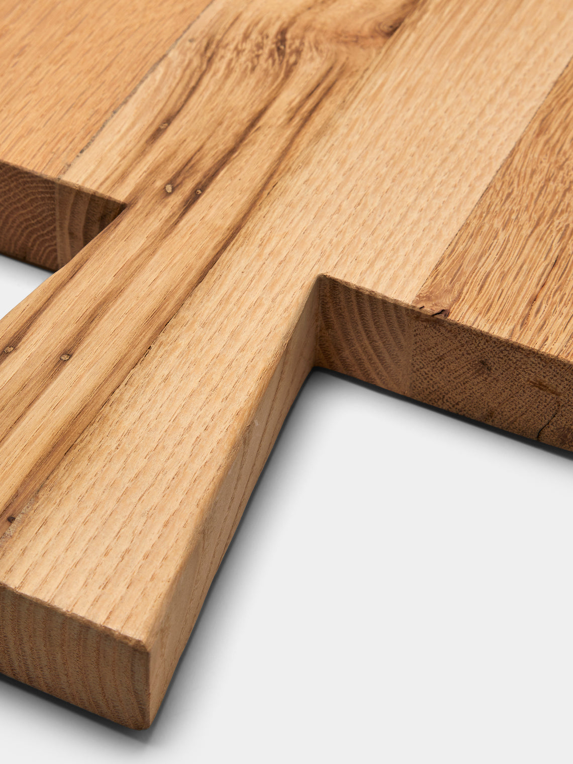 Art Brugi - Hand-Carved Antique Oak and Chestnut Serving Board - Brown - ABASK