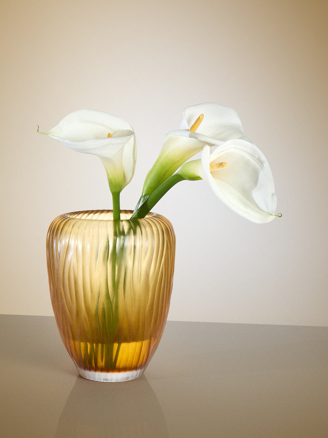 Micheluzzi Glass - Goccia Ambra Alghe Hand-Blown Murano Glass Vase (9in/23cm) - Yellow - ABASK