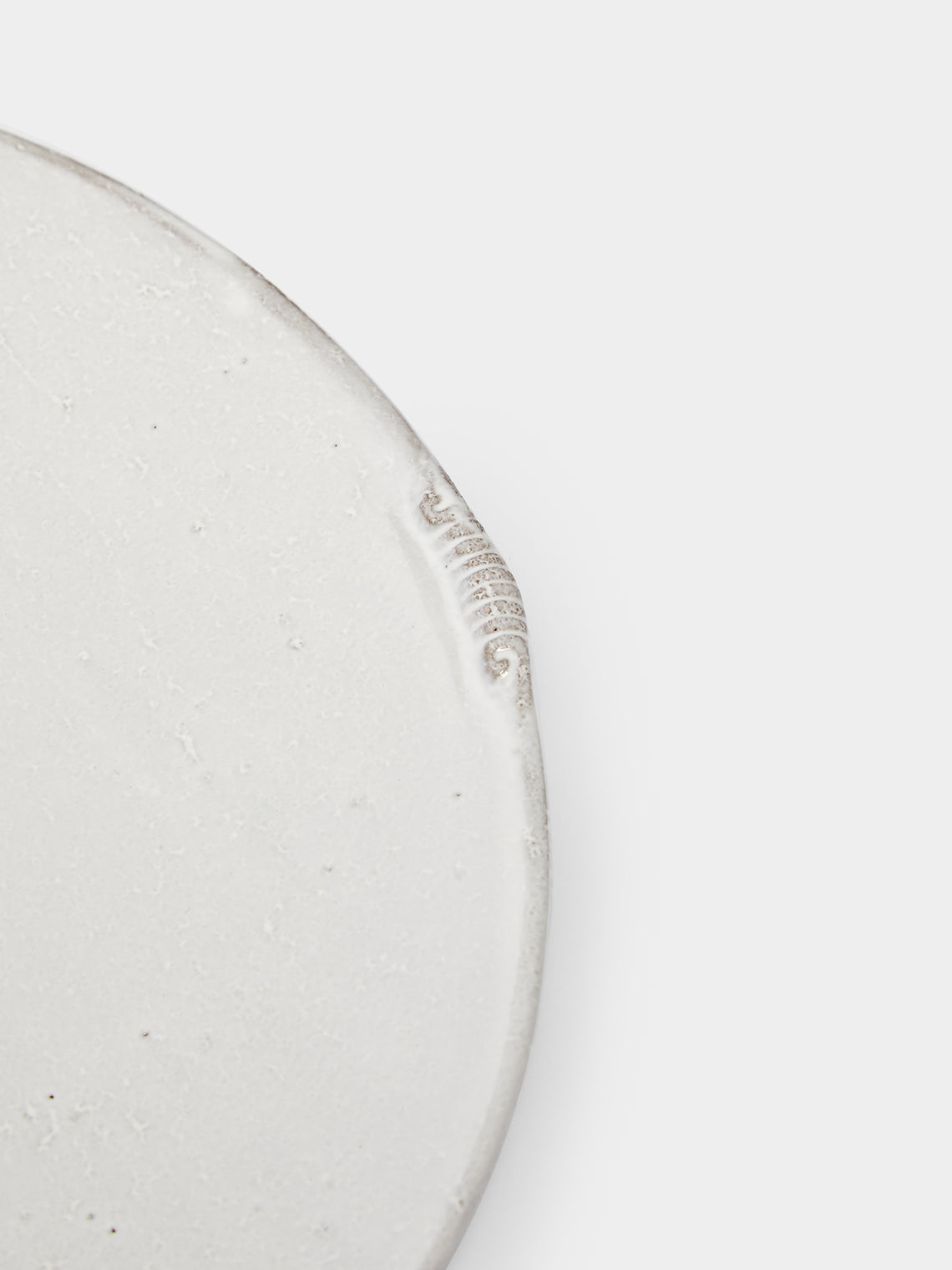 Astier de Villatte - Neptune Hand-Glazed Ceramic Dinner Plate (Set of 2) - White - ABASK