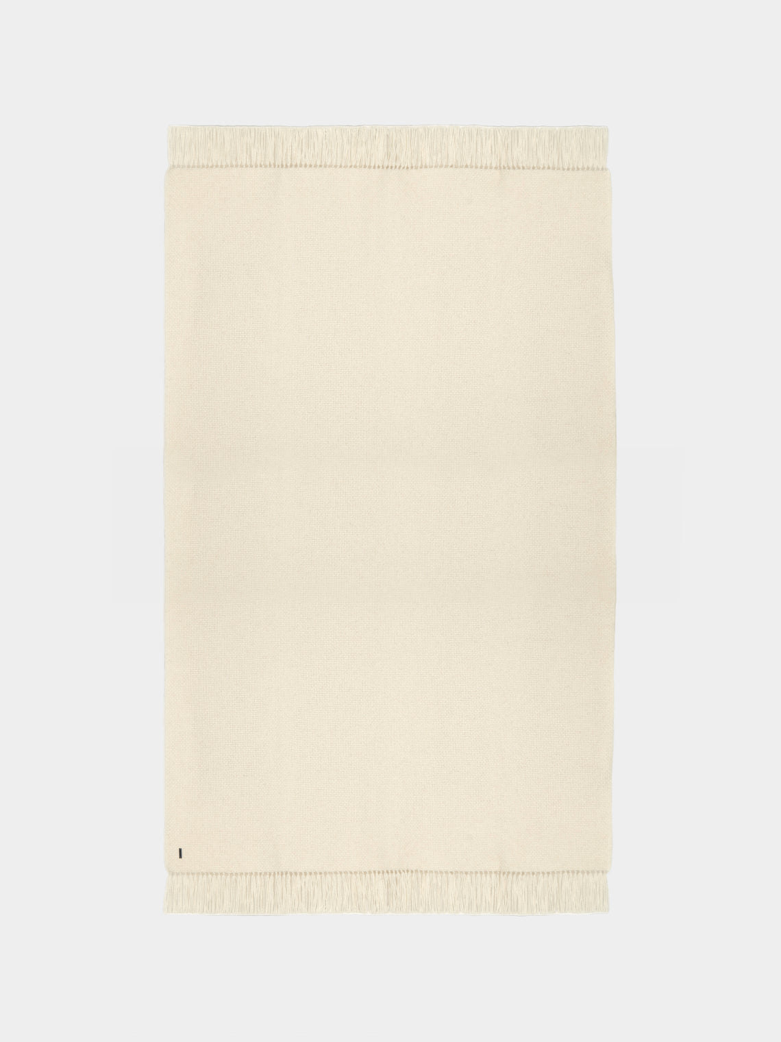 de Le Cuona - Baby Alpaca Fringed Throw (78.5in/2m) - Cream - ABASK
