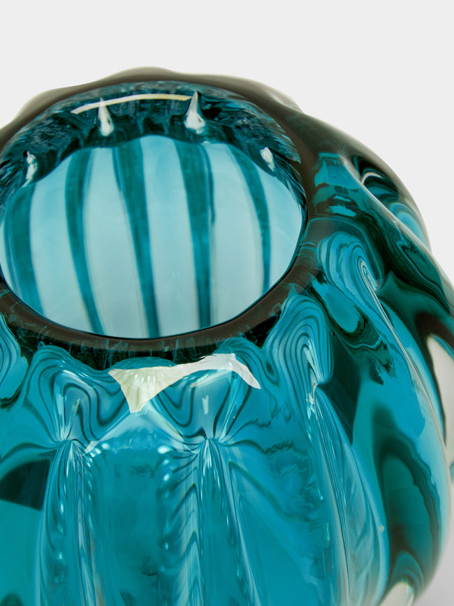 Yali Glass - Fiori Uovo Hand-Blown Murano Glass Bud Vase (4.5in/12cm) - Green - ABASK