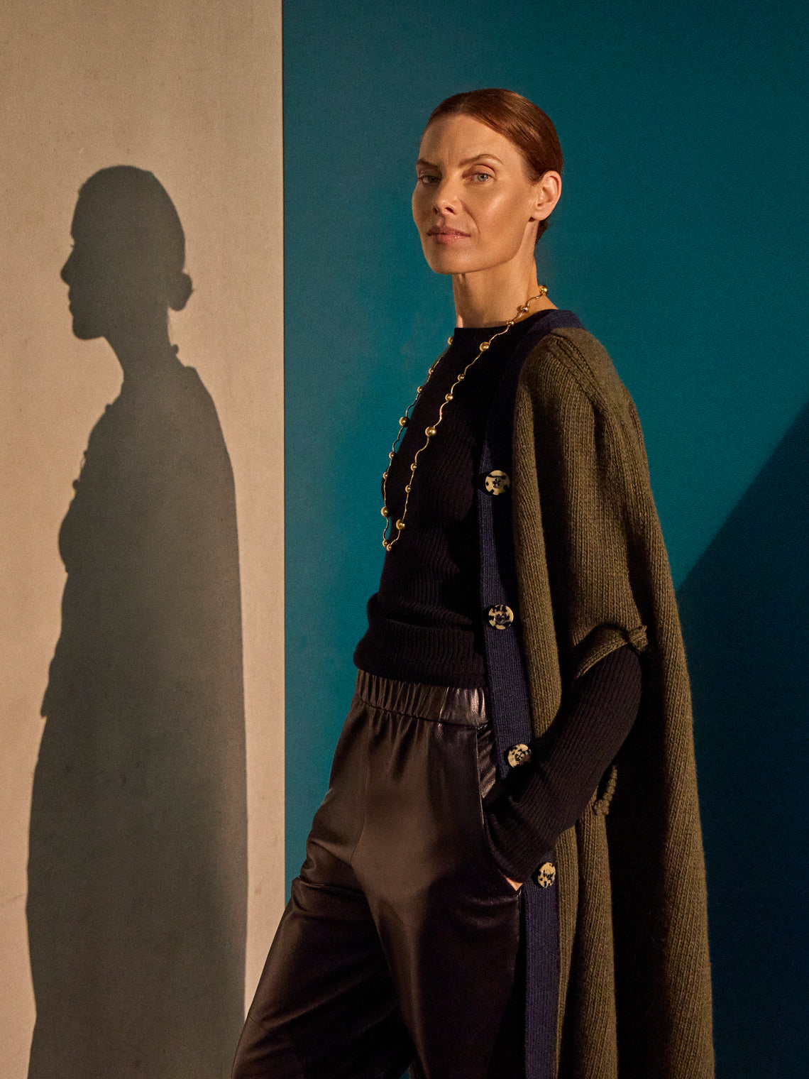 Isa Arfen - Cashmere and Lambswool Color-Block Cape | One Size - Khaki - ABASK