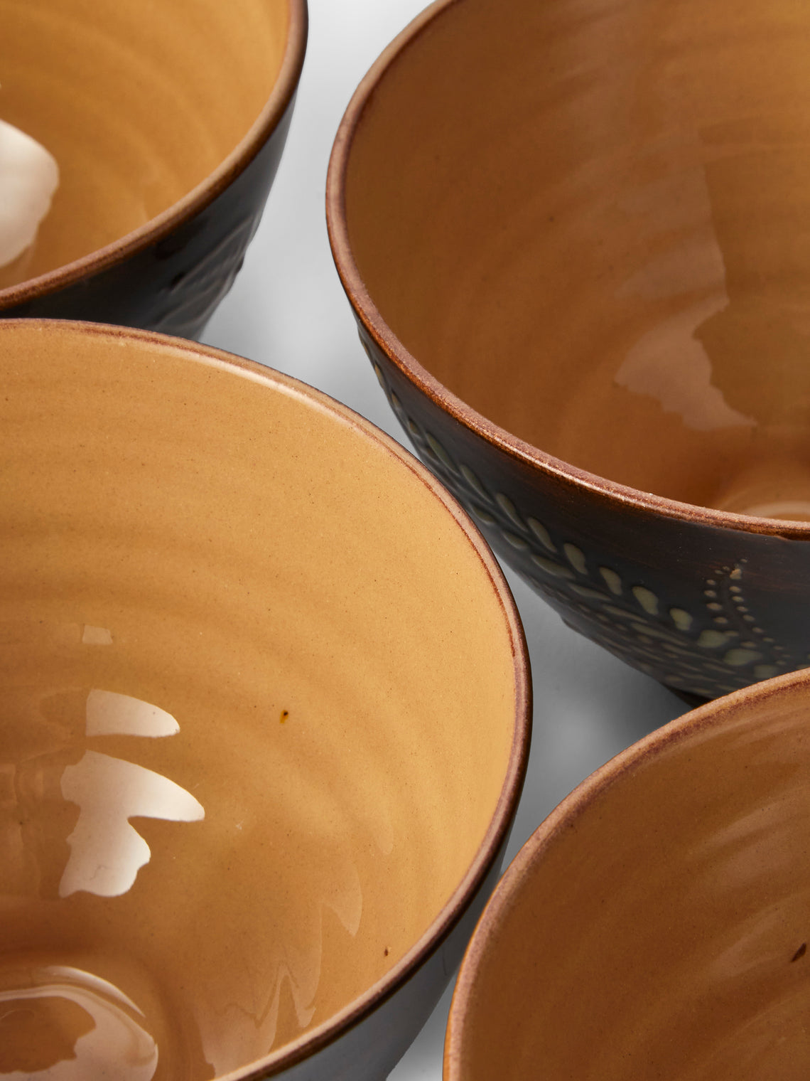 Poterie d’Évires - Flowers Hand-Painted Ceramic Small Bowls (Set of 4) - Dark Brown - ABASK