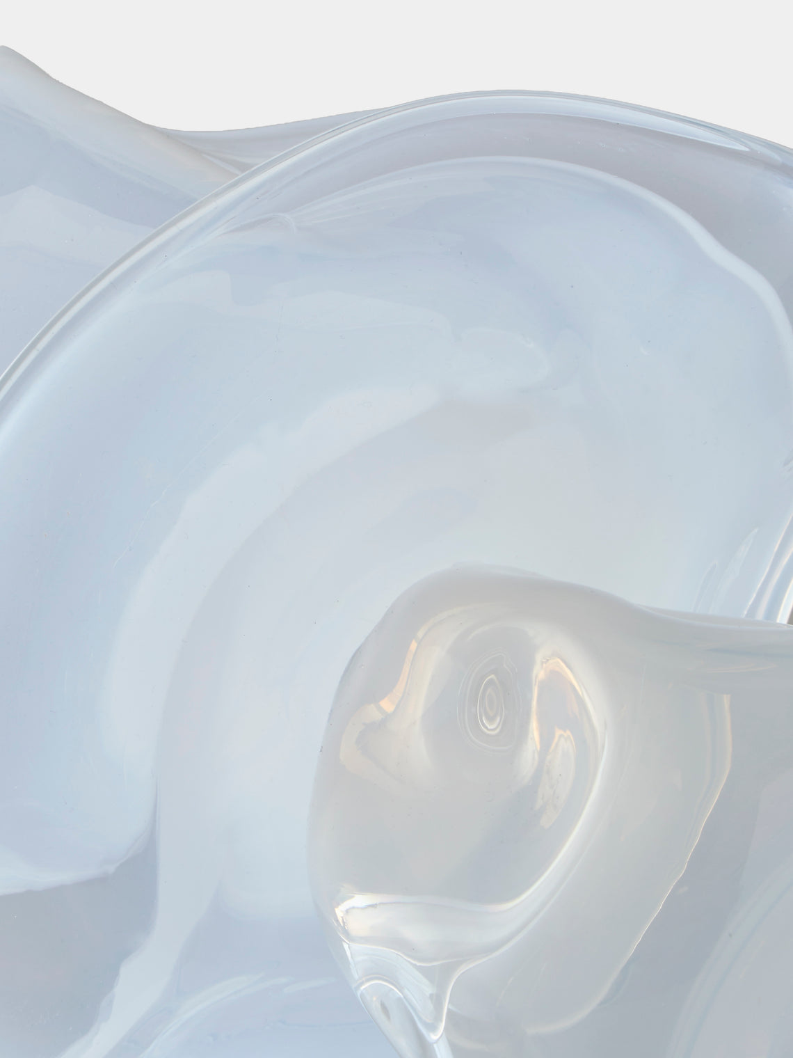 Oog Objects - 1 Hand-Blown Glass Vase (9in/23.5cm) - White - ABASK