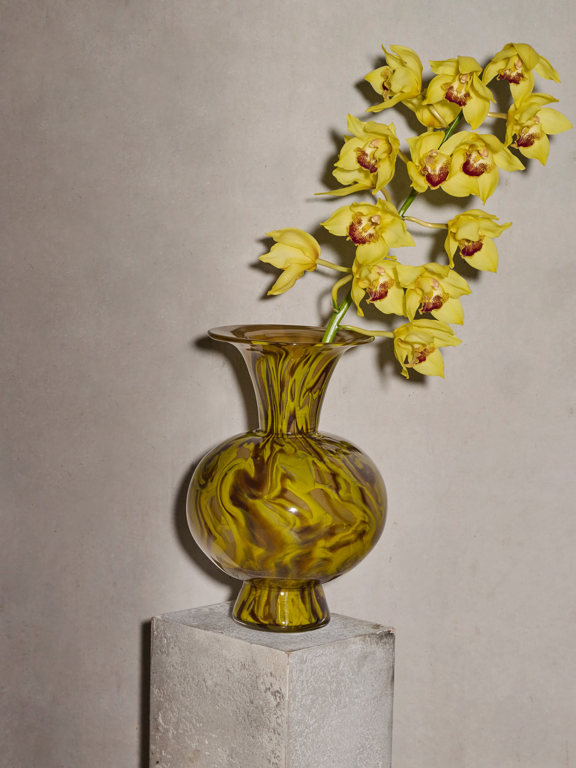 Martyn Thompson Studio - Penny Swirl Hand-Blown Glass Vase (15in/38cm) - Yellow - ABASK