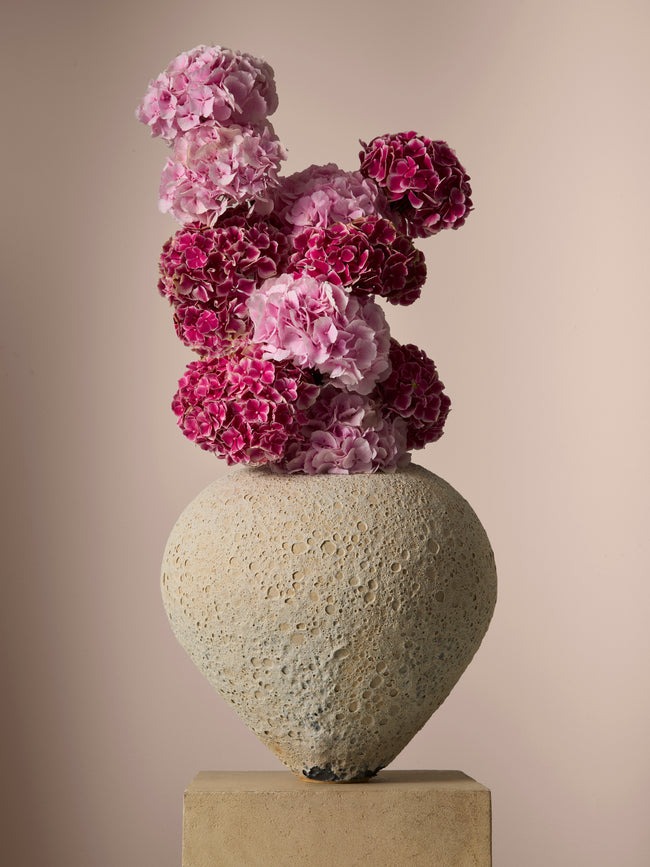 Sara Bergami - Hand-Formed Stoneware Vase (15.5in/40cm) - Cream - ABASK