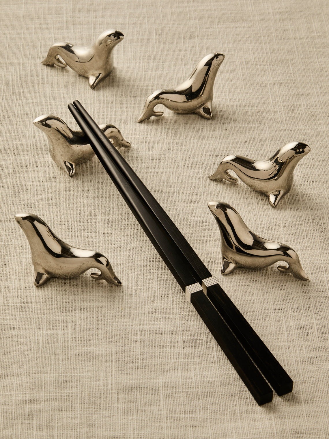 Antique and Vintage - Mid-Century Seals Silver-Plated Knife Rests (Set of 6) - Silver - ABASK