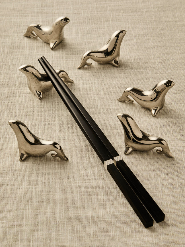 Antique and Vintage - Mid-Century Seals Silver-Plated Knife Rests (Set of 6) - Silver - ABASK