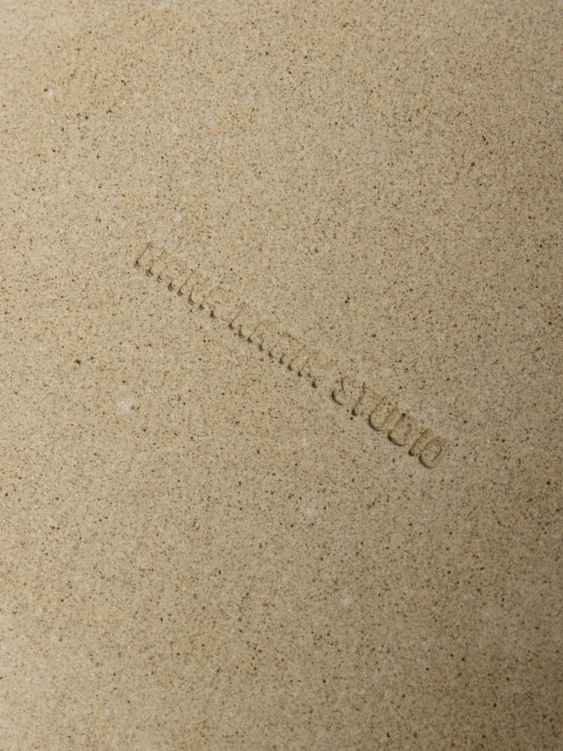 Hana Karim Studio - Hand-Built Ceramic Dinner Plates – 9in/23cm (Set of 4) - Multiple - ABASK