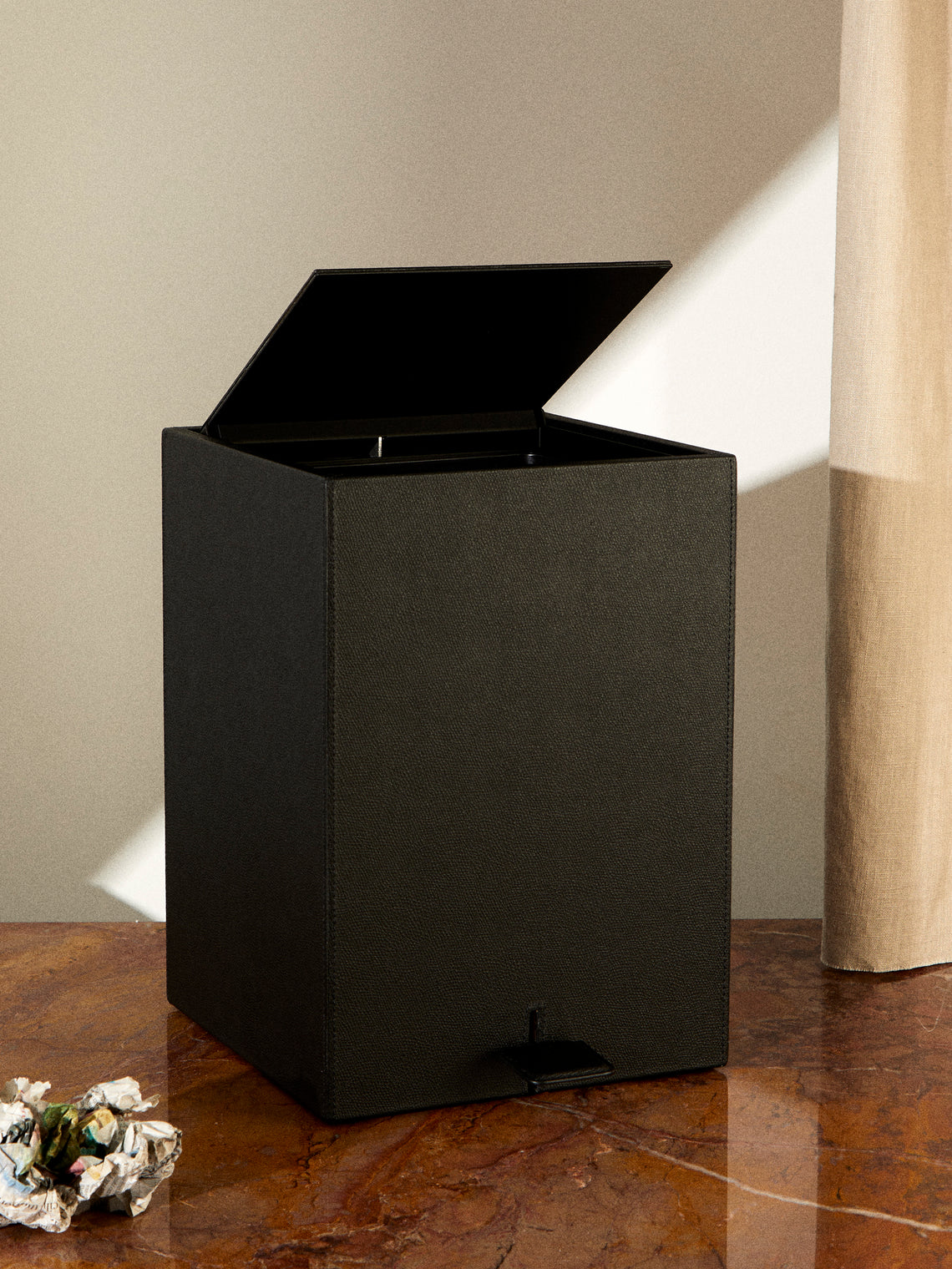 Giobagnara - Groove Leather Pedal Bin - Black - ABASK