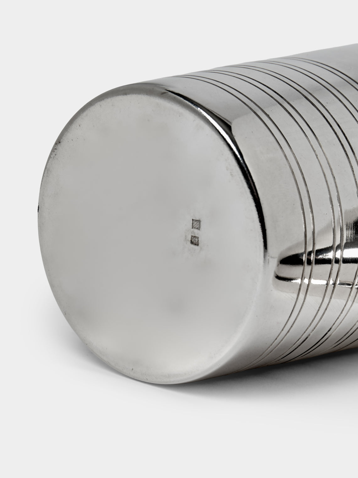 Antique and Vintage - Mid-Century Silver-Plated Cocktail Shaker - Silver - ABASK