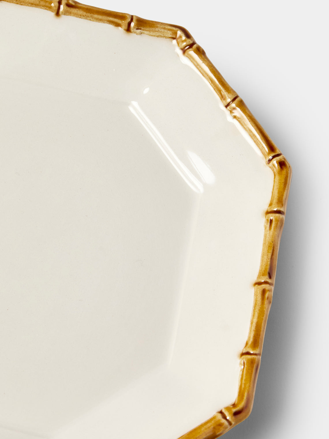 Verdolini - Bamboo Hand-Painted Ceramic Cake Plate (6in/16cm) - White - ABASK