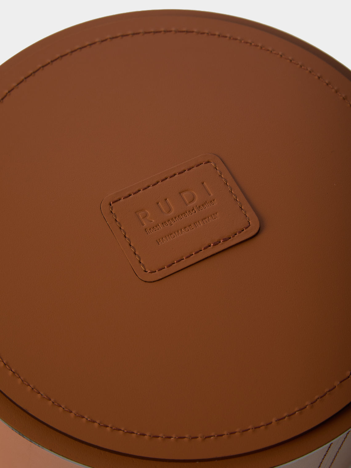 RUDI - Zenit Leather Small Round Box - Tan - ABASK