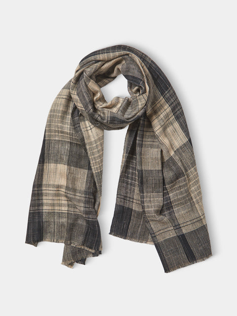 Me & K - Cashmere Check Scarf | One Size - Black - ABASK - 