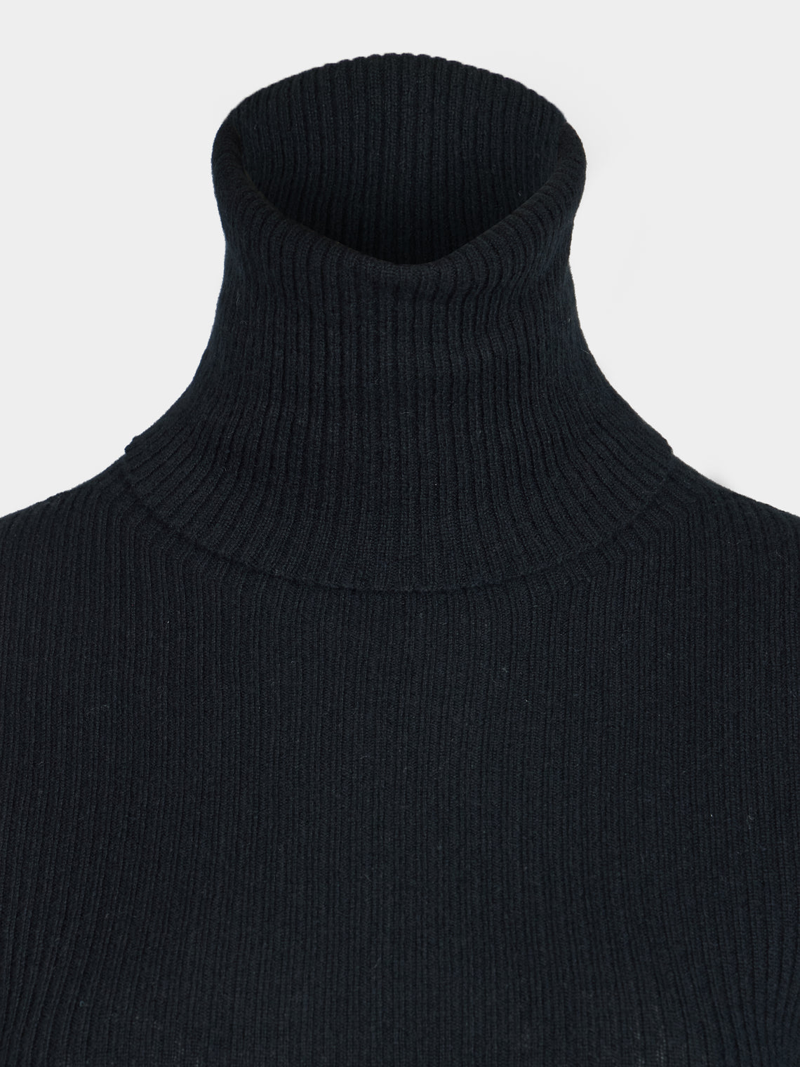 Arch4 - Izzy Baby Goat Cashmere Rollneck Top | Size: S - Black - ABASK