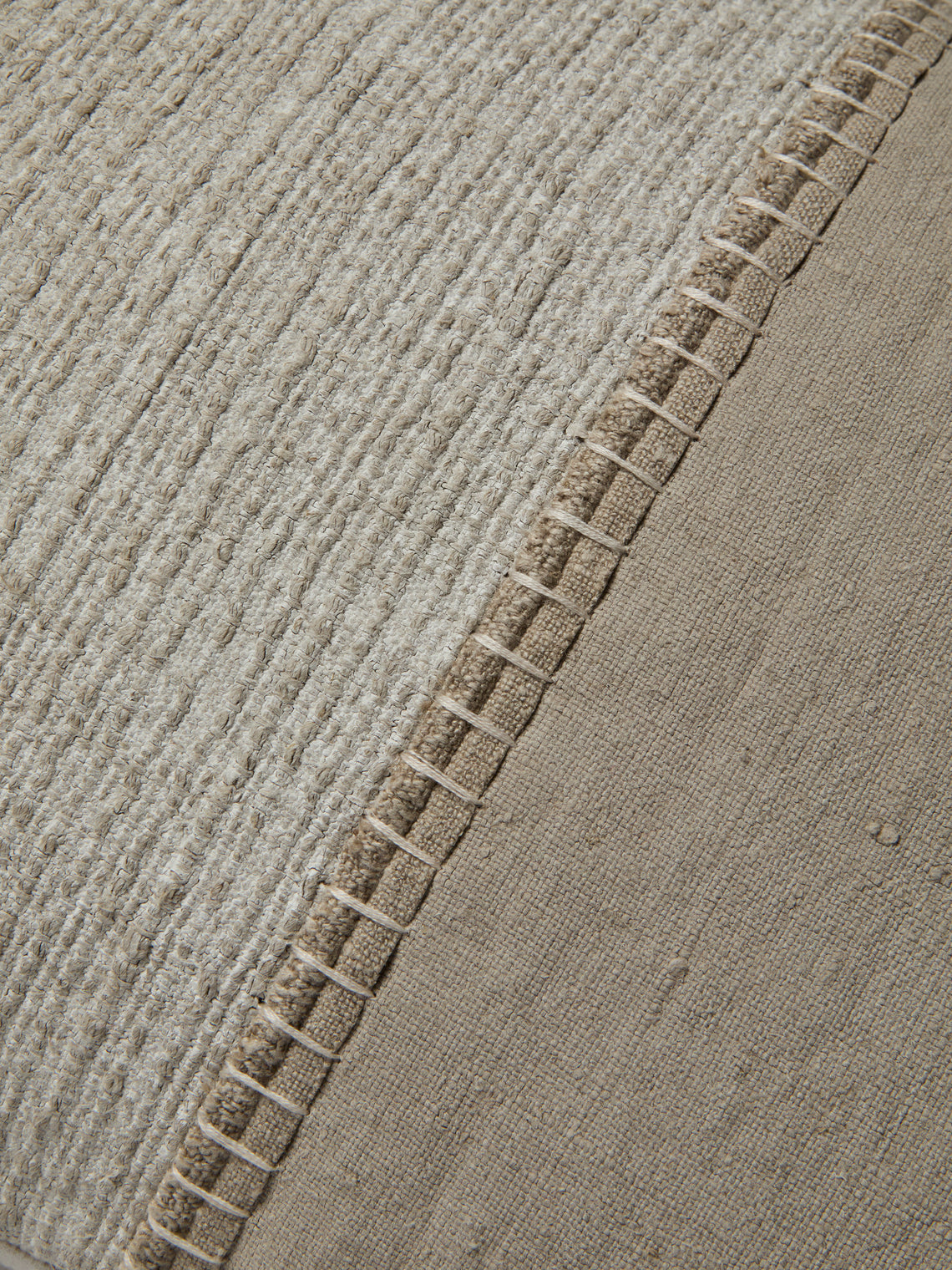 De Le Cuona - Painted Linen Cushion (23.5in/60cm) - Natural - ABASK