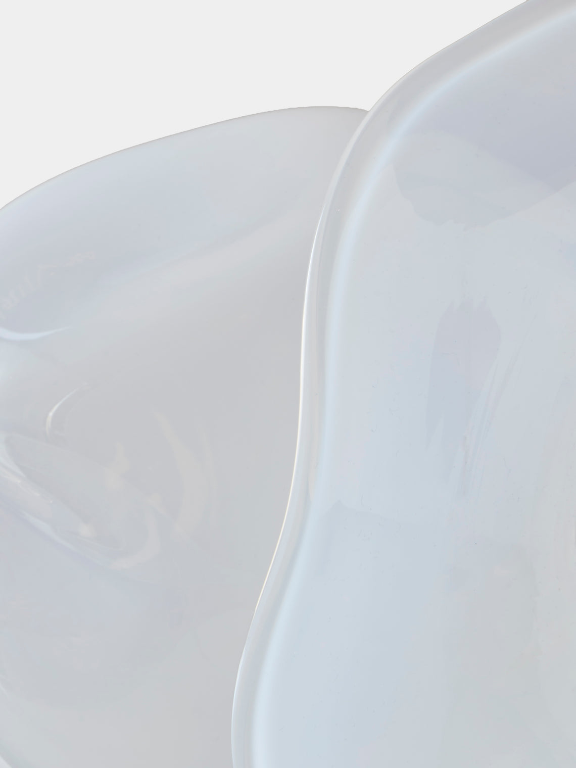 Oog Objects - 7 Hand-Blown Glass Vase (8in/23cm) - White - ABASK