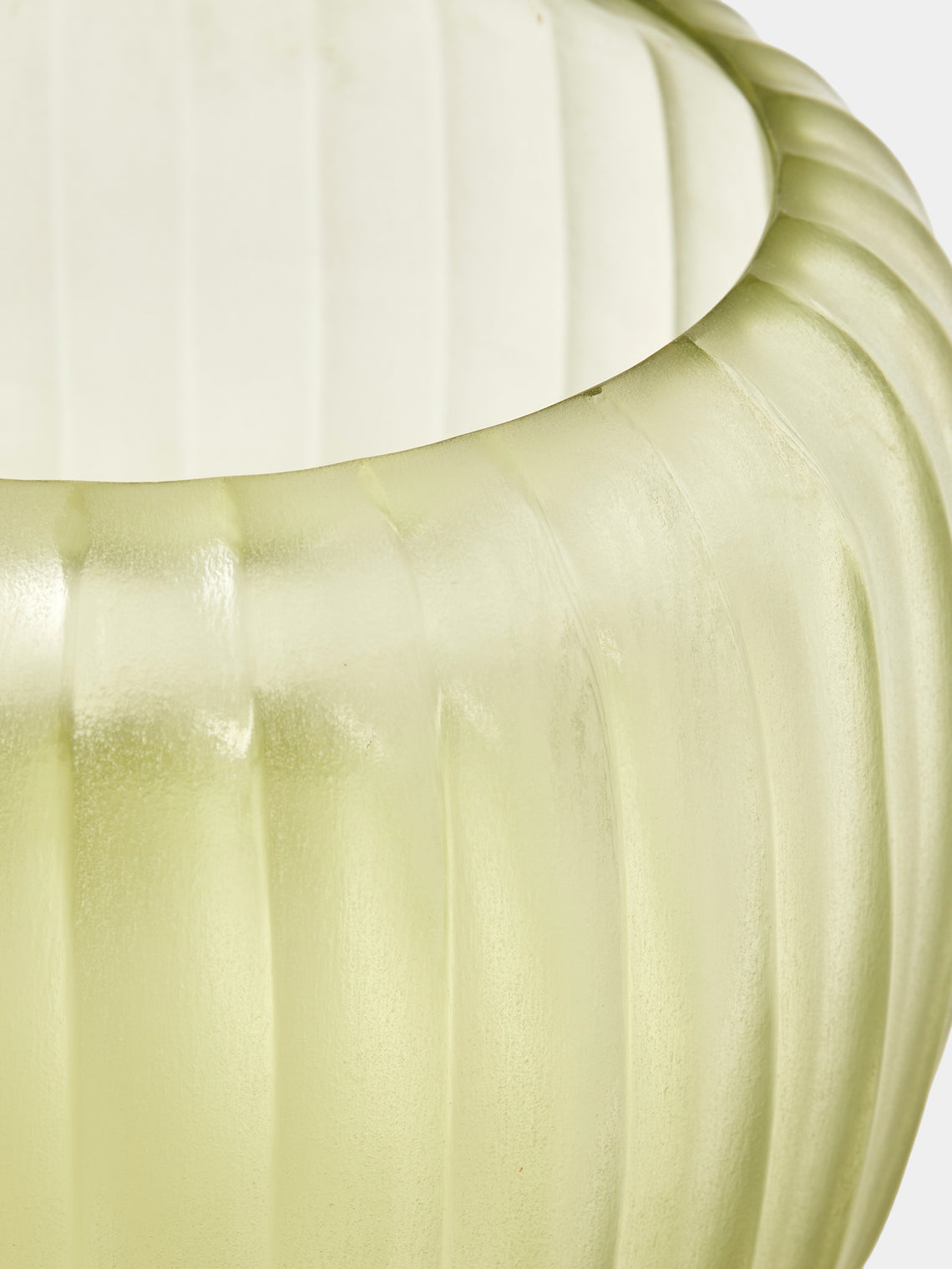 Micheluzzi Glass - Pozzo Verdino Coste Hand-Blown Murano Glass Vase (7in/18cm) - Green - ABASK