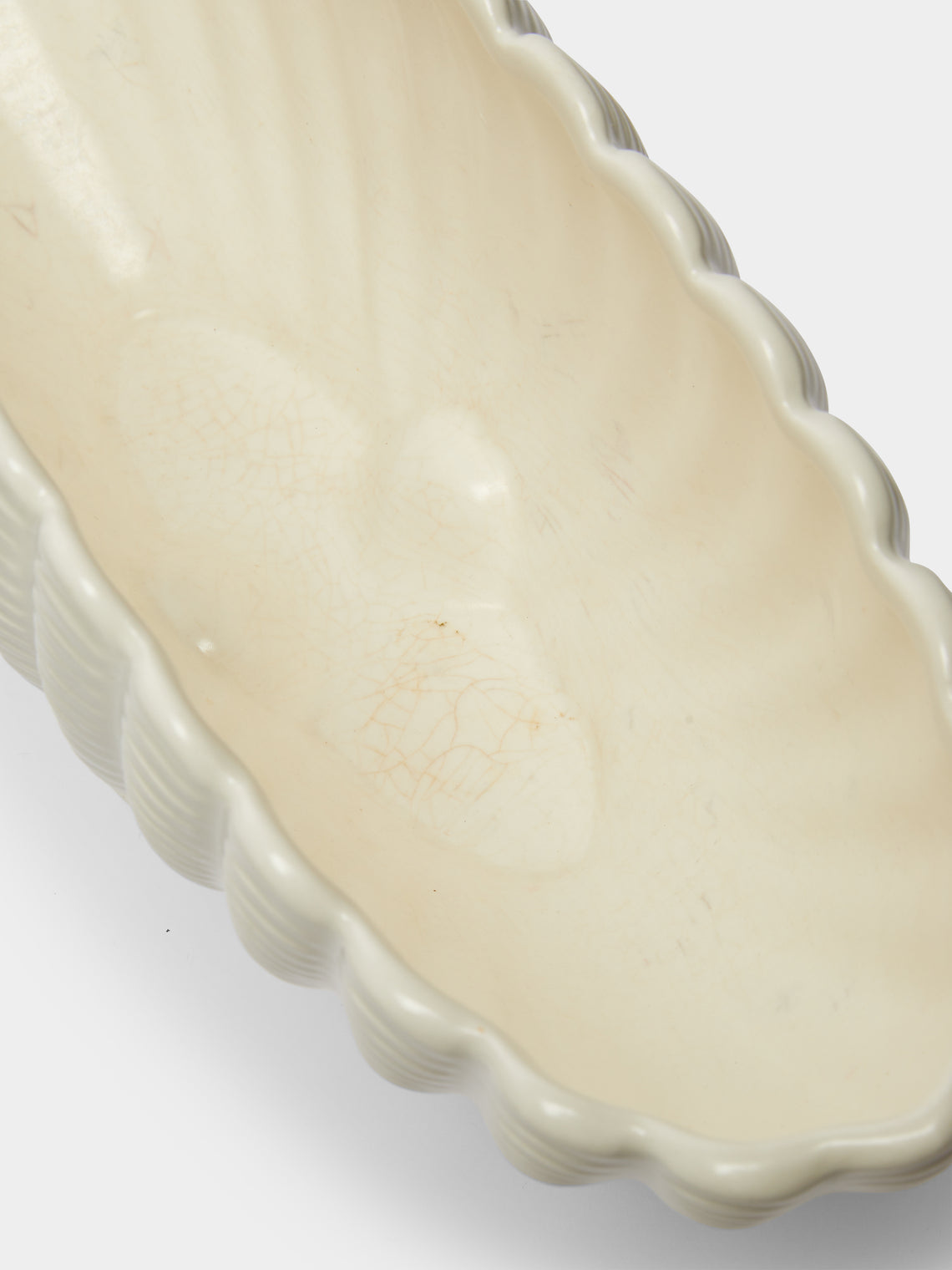 Antique and Vintage - 1930-1940 Ribbed Shell Mantle Vase -  - ABASK