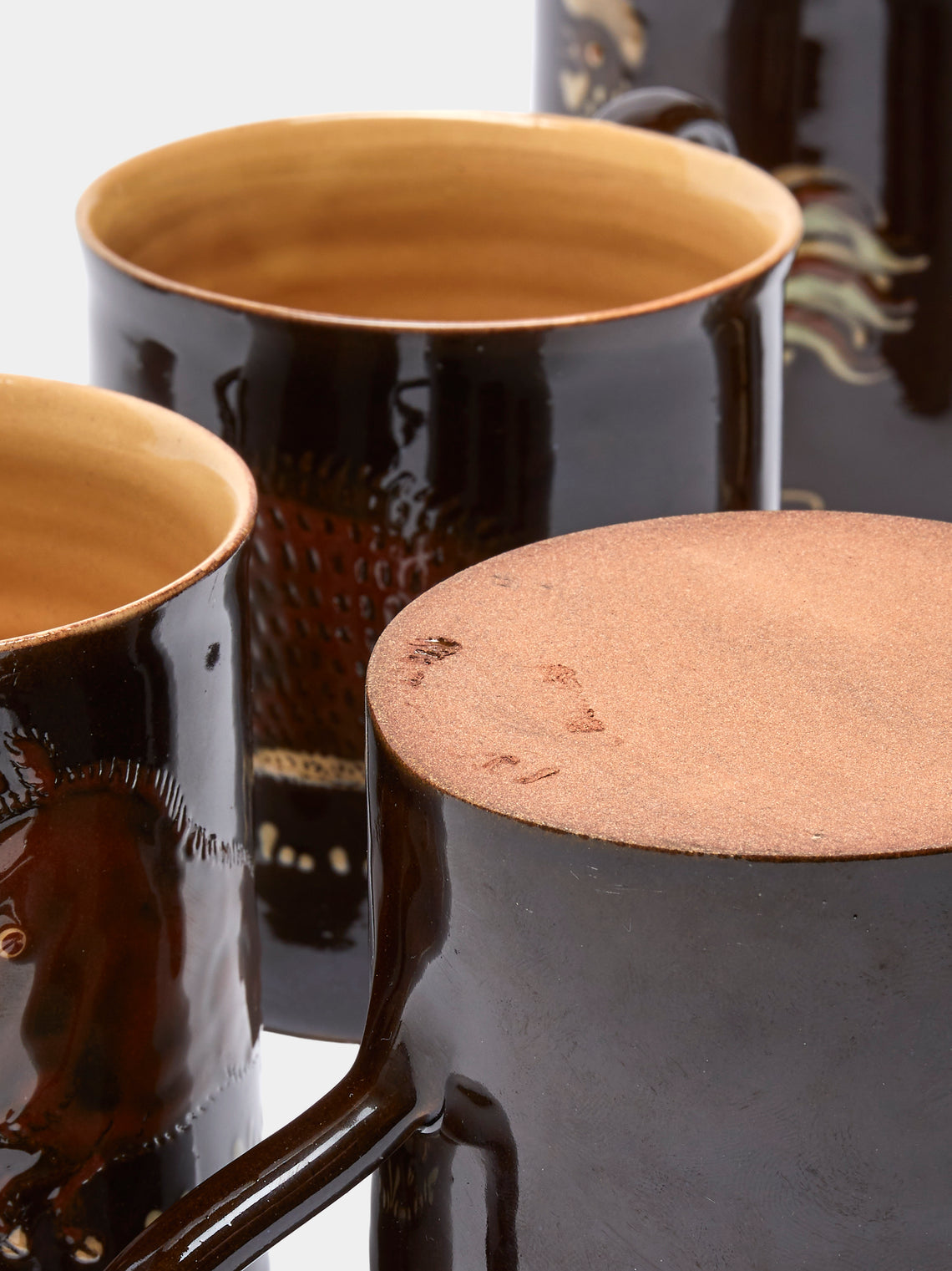 Poterie d’Évires - Animals Hand-Painted Ceramic Mugs (Set of 6) - Dark brown - ABASK