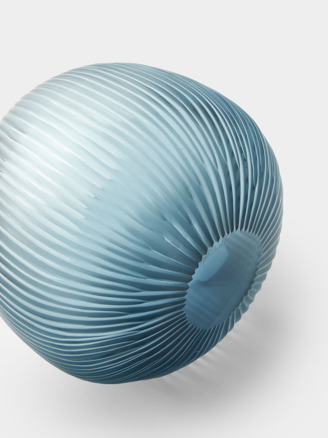 Micheluzzi Glass - Riccio Oceano Coste Hand-Blown Murano Glass Vase (8in/20cm) - Blue - ABASK