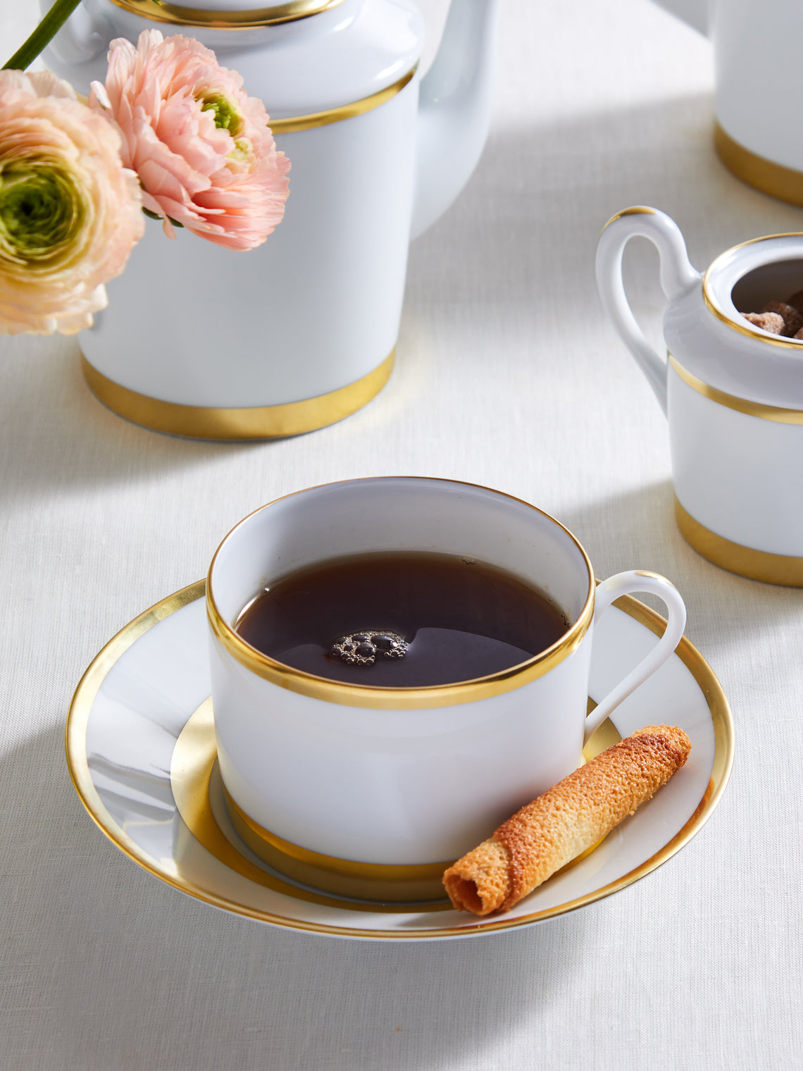 Robert Haviland & C. Parlon - William Porcelain Breakfast Cup and Saucer (Set of 2) - Gold - ABASK