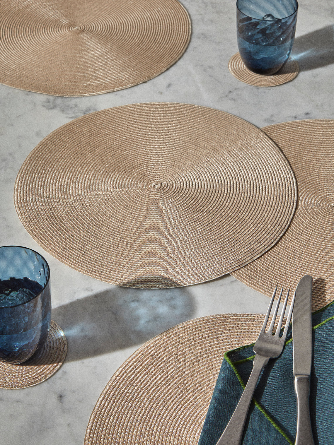 Pigment France - Trocadero TechStraw Round Placemats (Set of 4) - Natural - ABASK