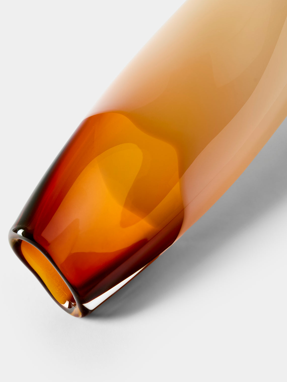 Michele Oberdieck - Soleus Hand-Blown Glass Vase (19in/48cm) - Brown - ABASK