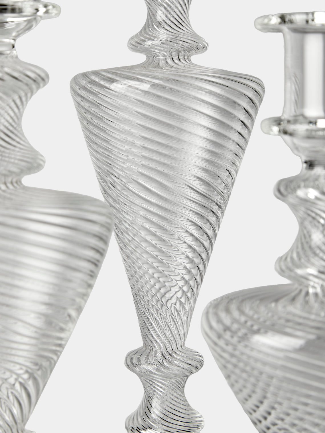 Alya Tannous - | Set of 3 | Ondara Hand-Blown Glass Candlesticks - Clear - ABASK