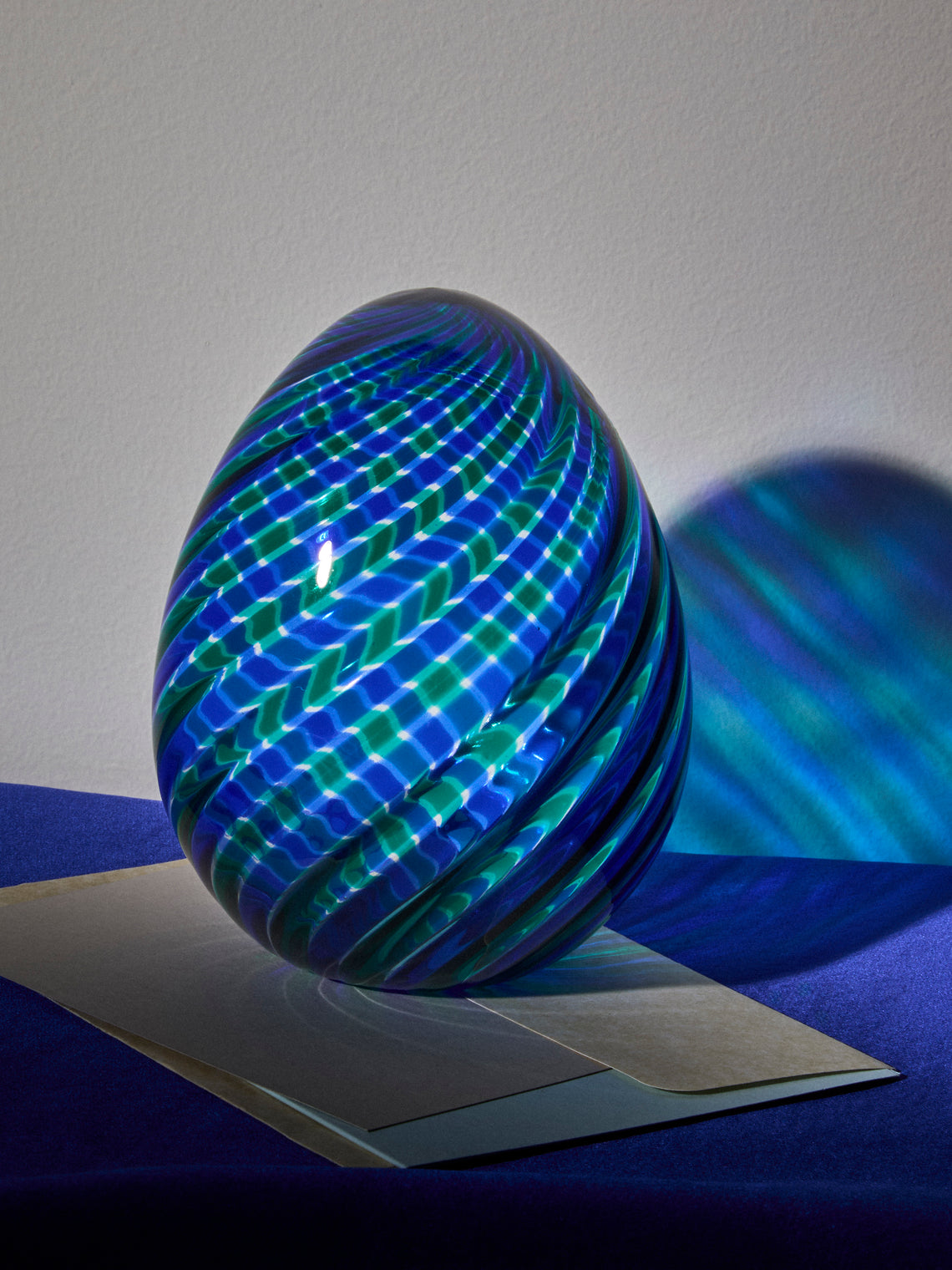 Antique and Vintage - 1981 Venini Egg Glass Paperweight - Blue - ABASK