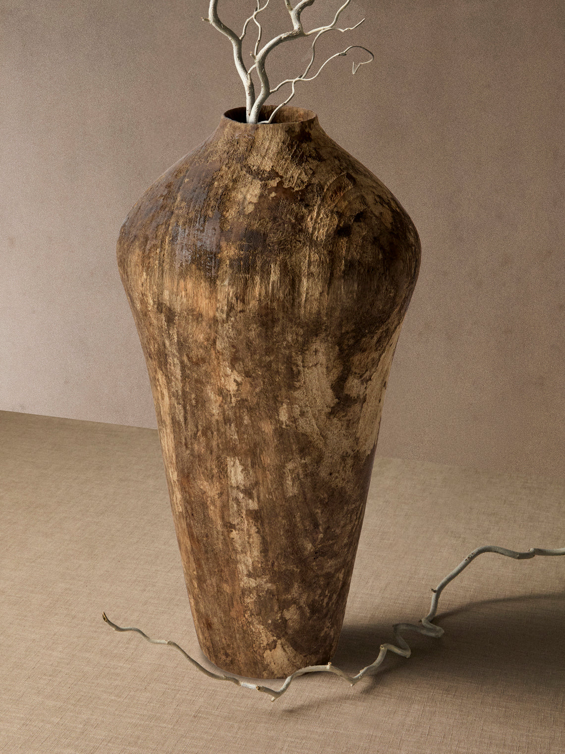 Iida Woodturning - Hand-Turned Earth-Finish Camphor Vase (15.5in/39cm) - Brown - ABASK