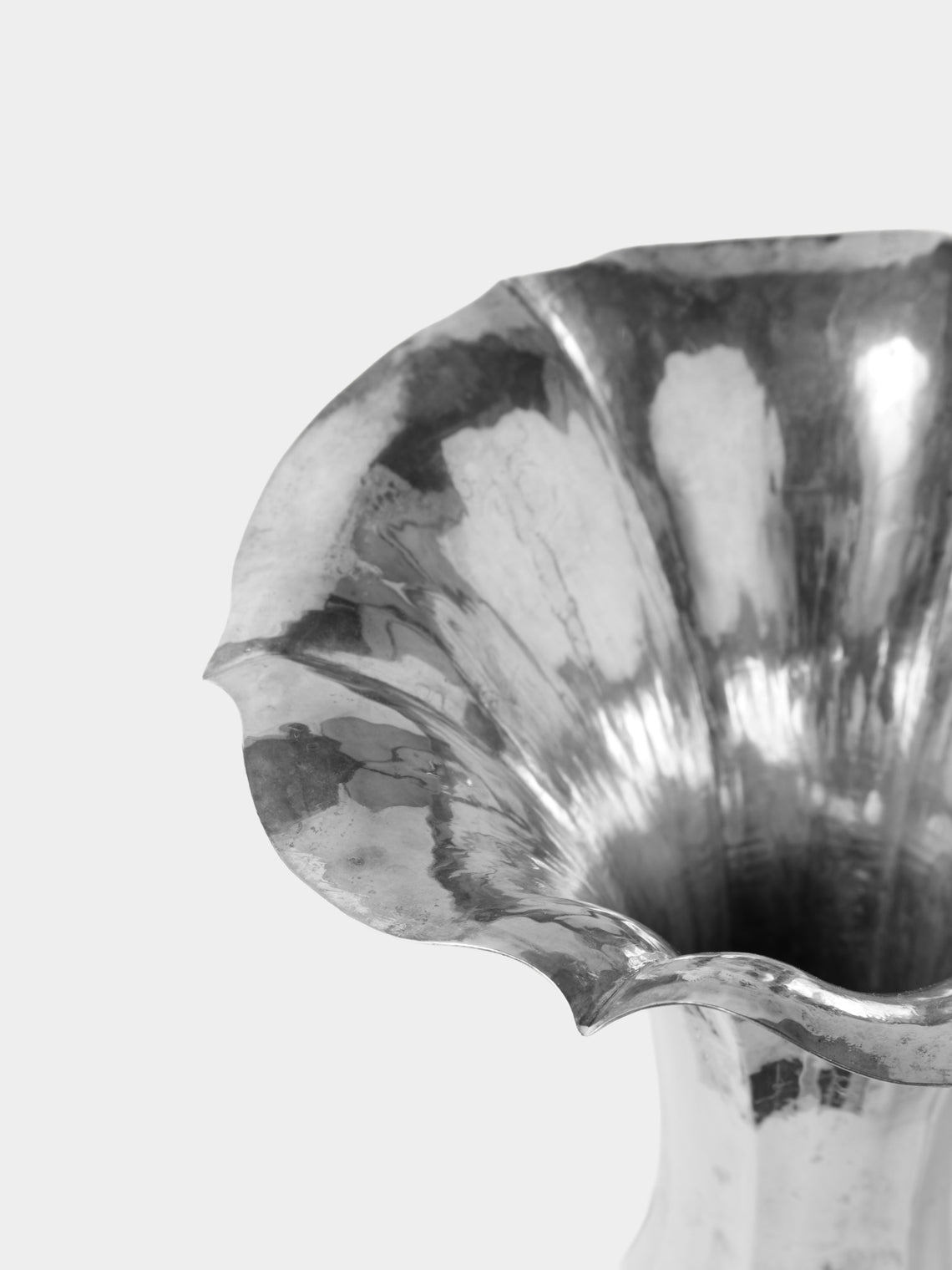 Antique and Vintage - 1950s Silver-Plated Bud Vase (7in/18.5cm) - Silver - ABASK