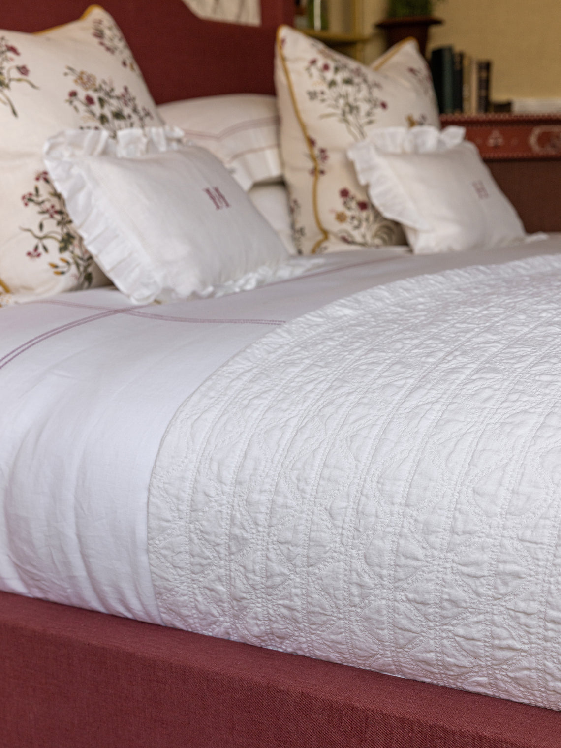 Volga Linen - Ruslan Linen Quilt (108in/2.75m) - White - ABASK